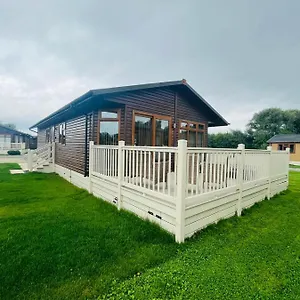 Ness With Hot Tub , Malton United Kingdom
