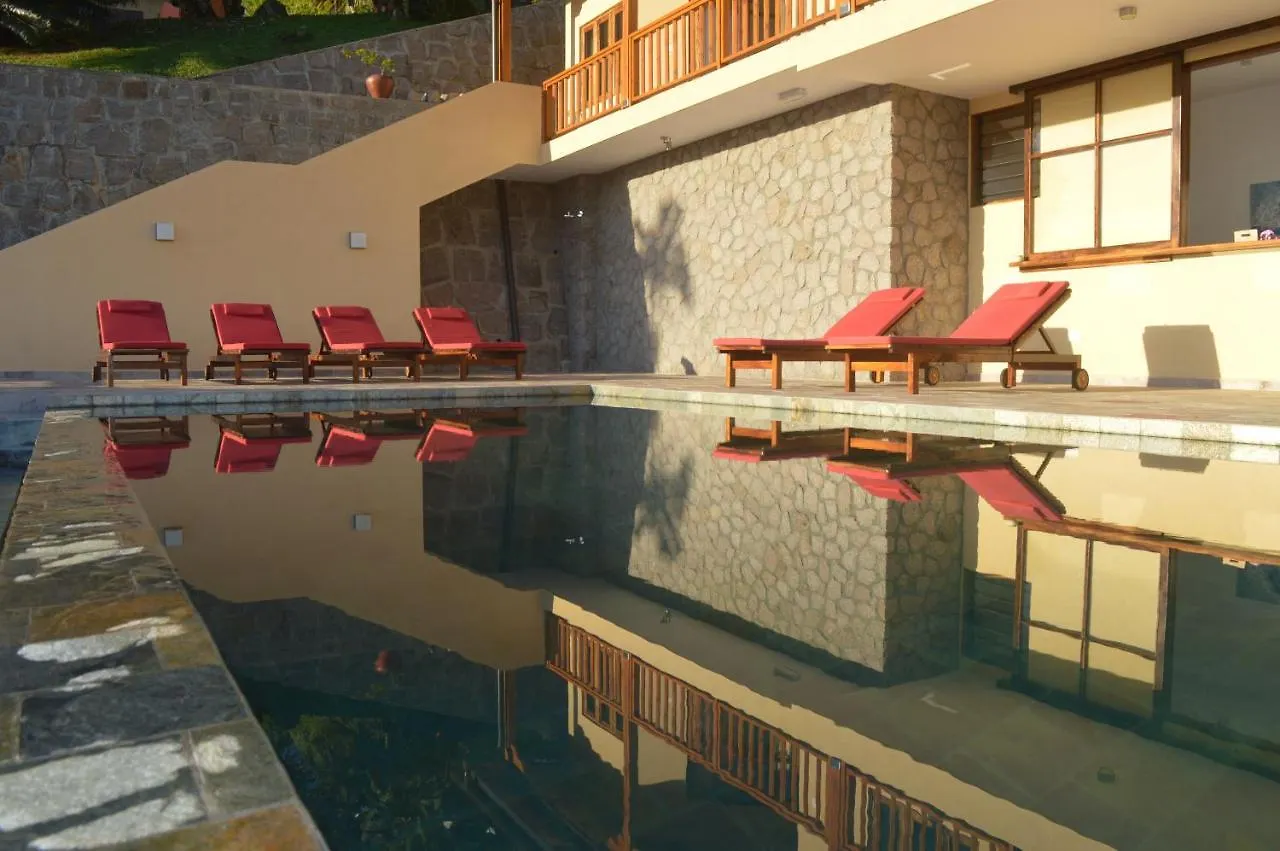 La Perle Appartements Baie Lazare  公寓