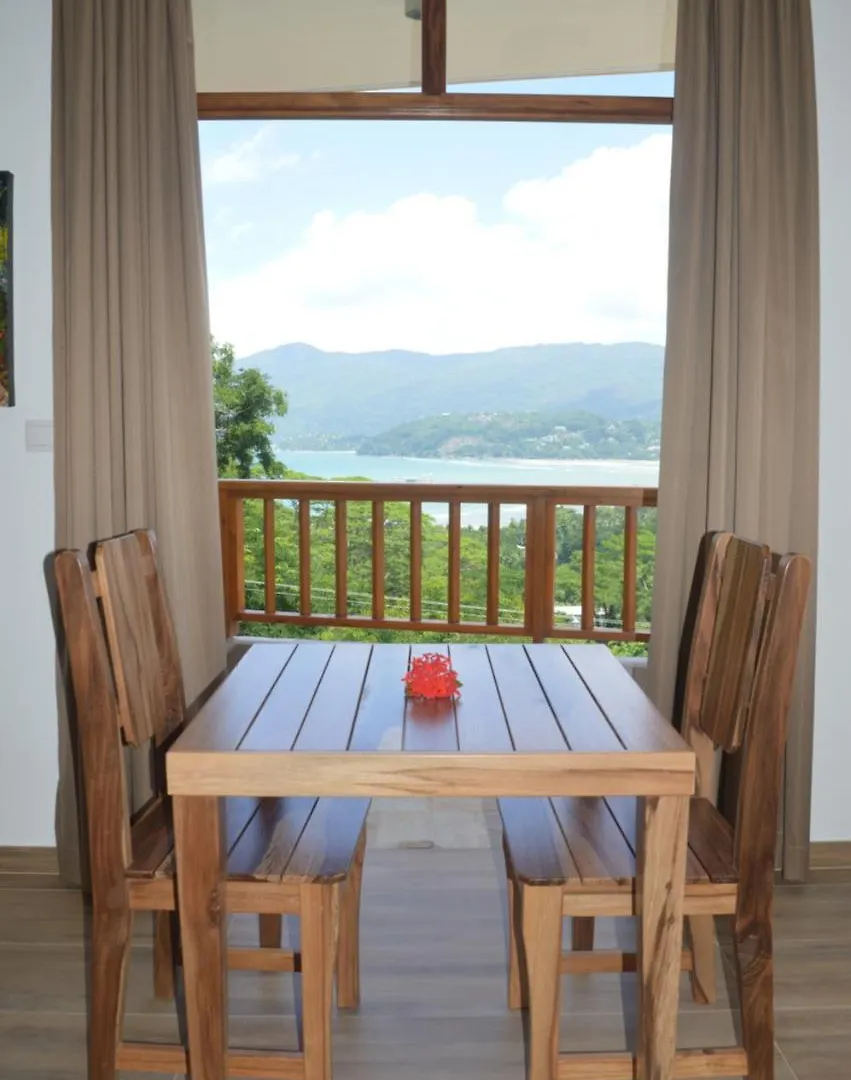 La Perle Appartements Baie Lazare  公寓